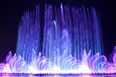 大連東港音樂噴泉 水與光影的藝術交響